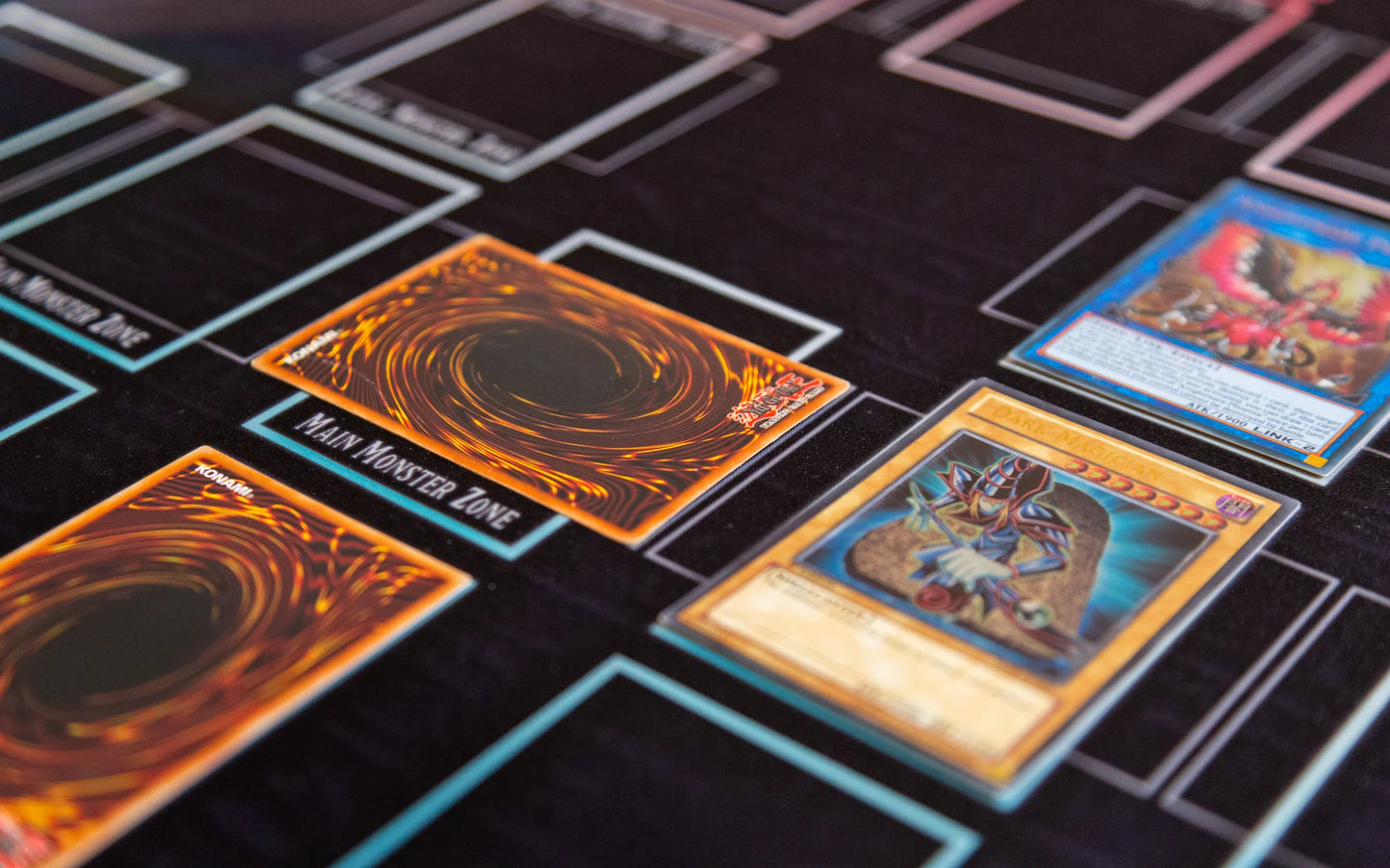 2 Player Modern Minimalist Playmat